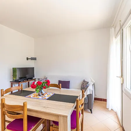 2 Bedroom Cozy In Apartman