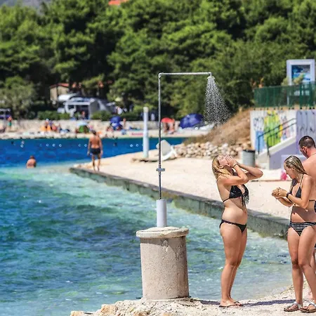 Apartment Beautiful In With Wifi Trogir