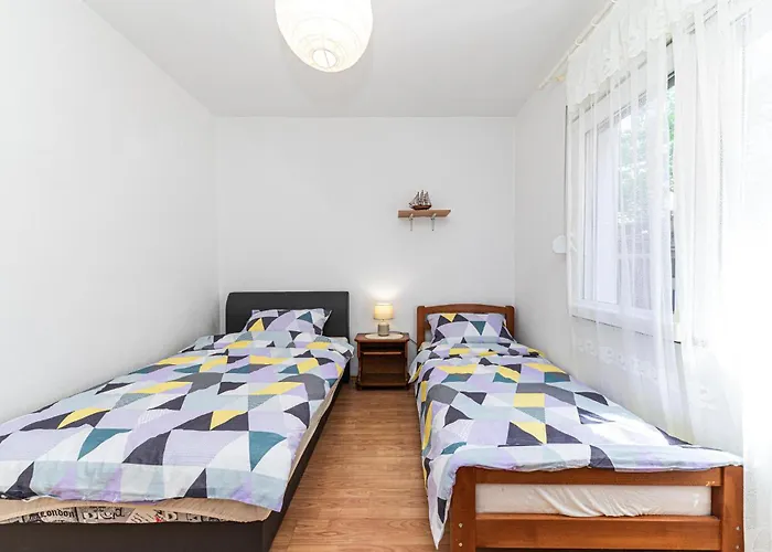 Lejlighed 2 Bedroom Cozy In