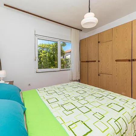 公寓 2 Bedroom Cozy In 特罗吉尔